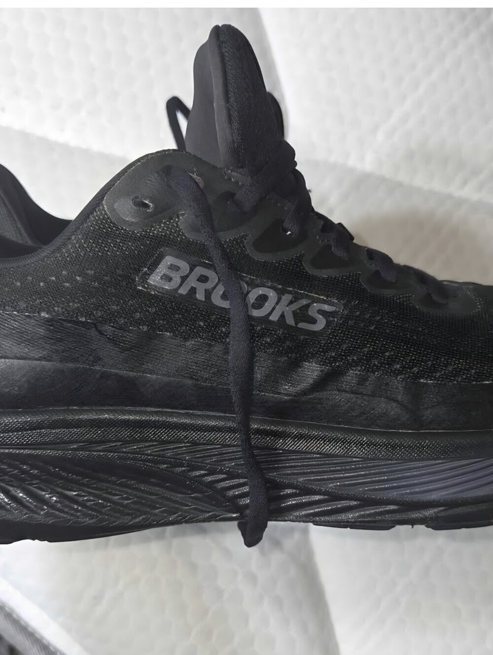 Brooks Men’s Athletic Shoe - Black